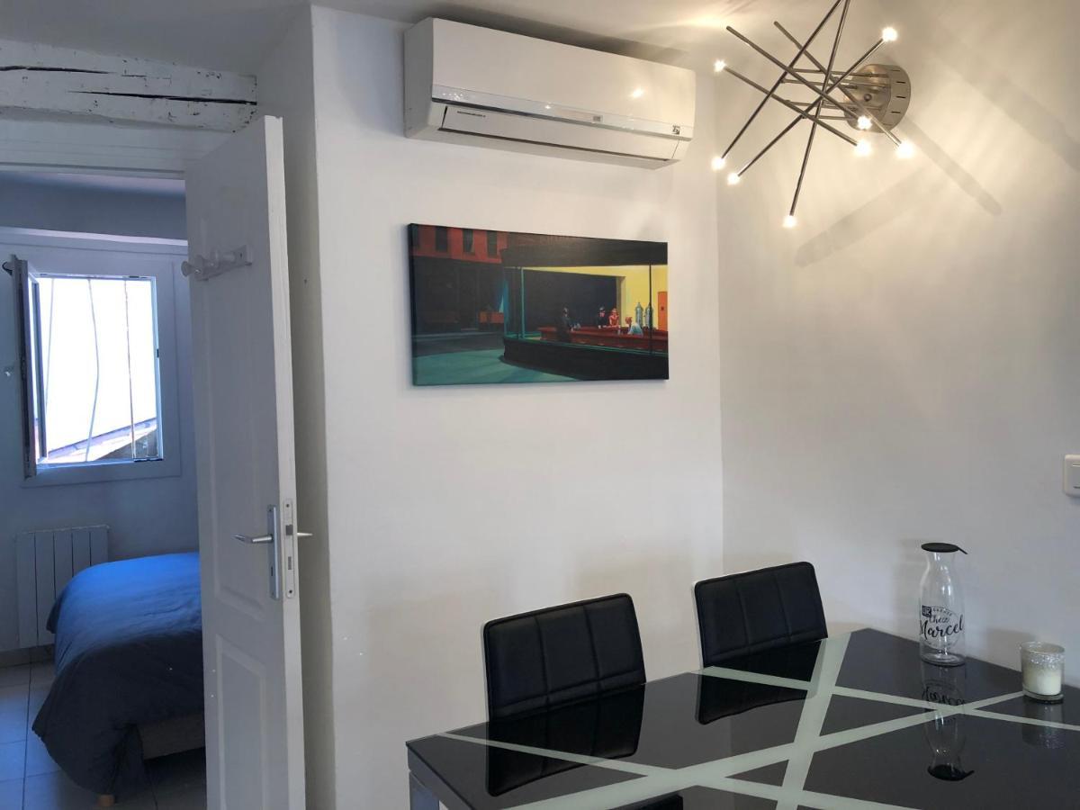 Appartamento À deux pas du Palais des Festivals , deux pièces dans le bas du quartier historique du Suquet à Cannes Esterno foto