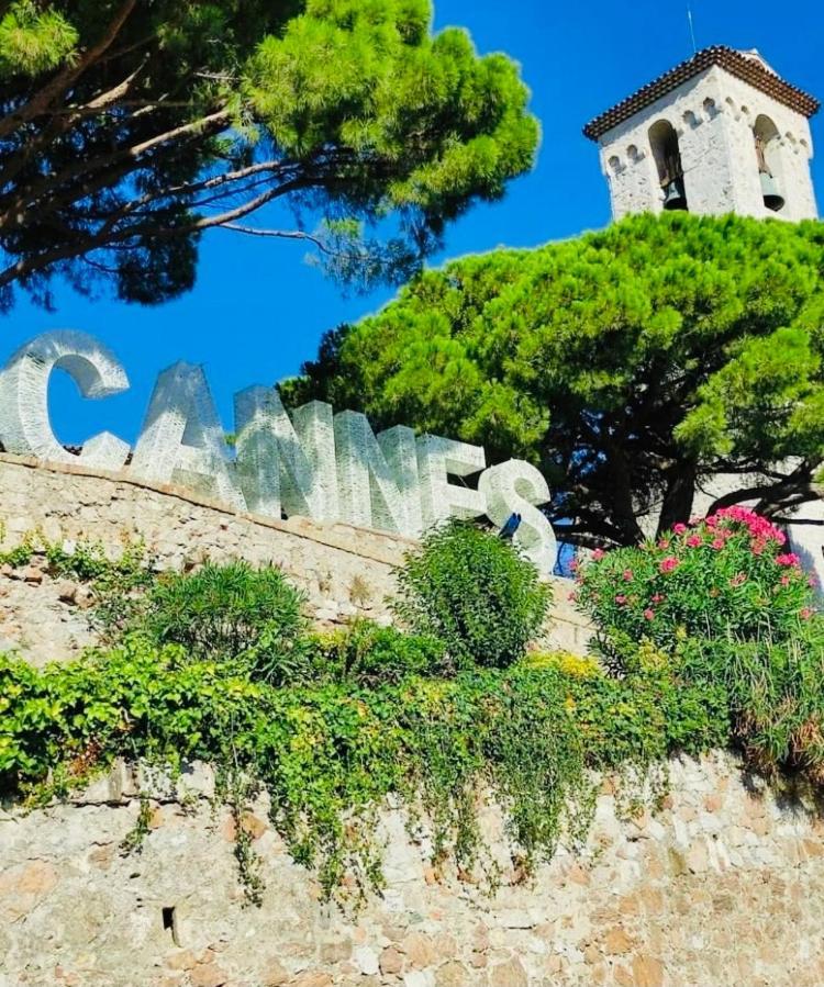 Appartamento À deux pas du Palais des Festivals , deux pièces dans le bas du quartier historique du Suquet à Cannes Esterno foto