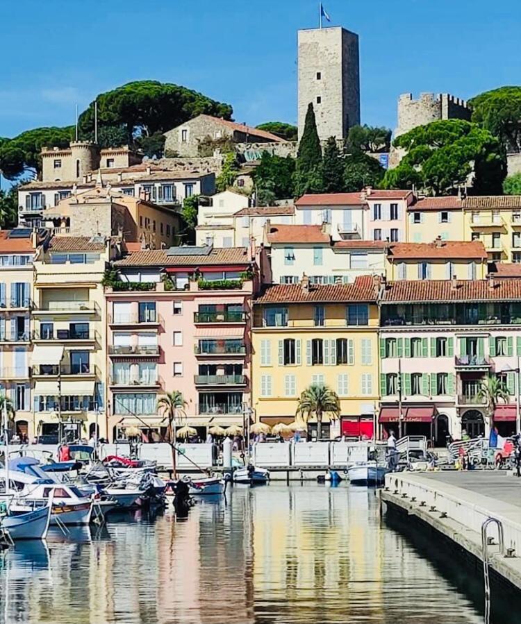 Appartamento À deux pas du Palais des Festivals , deux pièces dans le bas du quartier historique du Suquet à Cannes Esterno foto