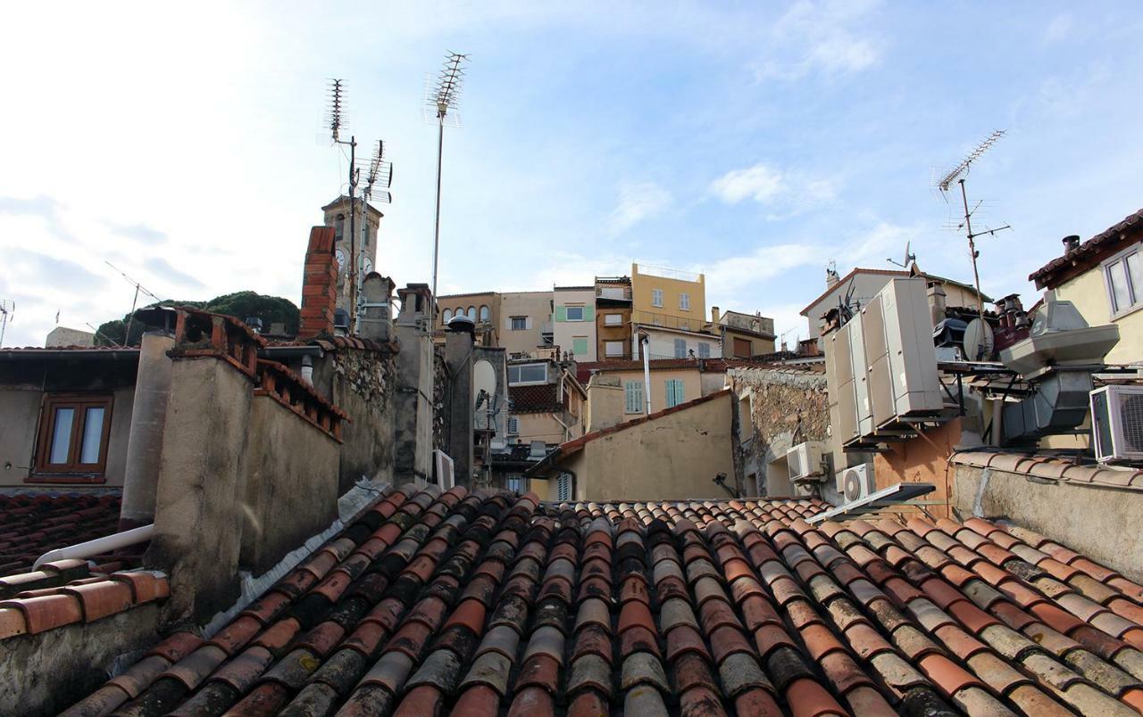 Appartamento À deux pas du Palais des Festivals , deux pièces dans le bas du quartier historique du Suquet à Cannes Esterno foto