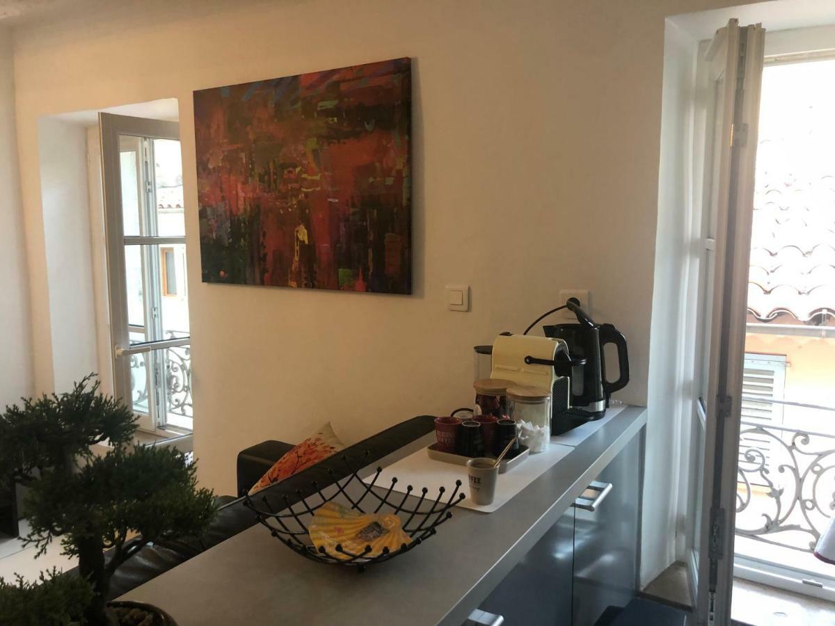 Appartamento À deux pas du Palais des Festivals , deux pièces dans le bas du quartier historique du Suquet à Cannes Esterno foto