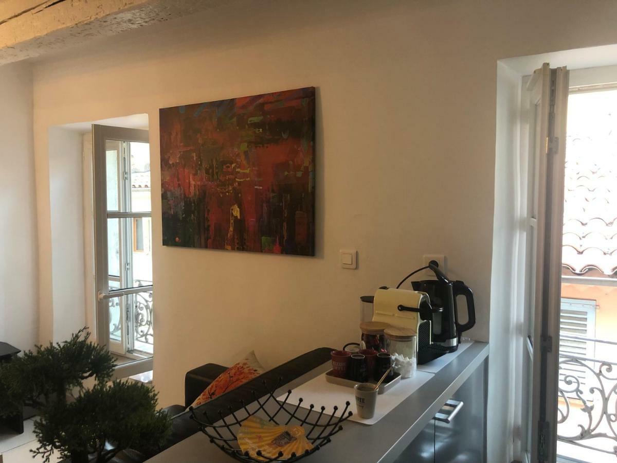 Appartamento À deux pas du Palais des Festivals , deux pièces dans le bas du quartier historique du Suquet à Cannes Esterno foto