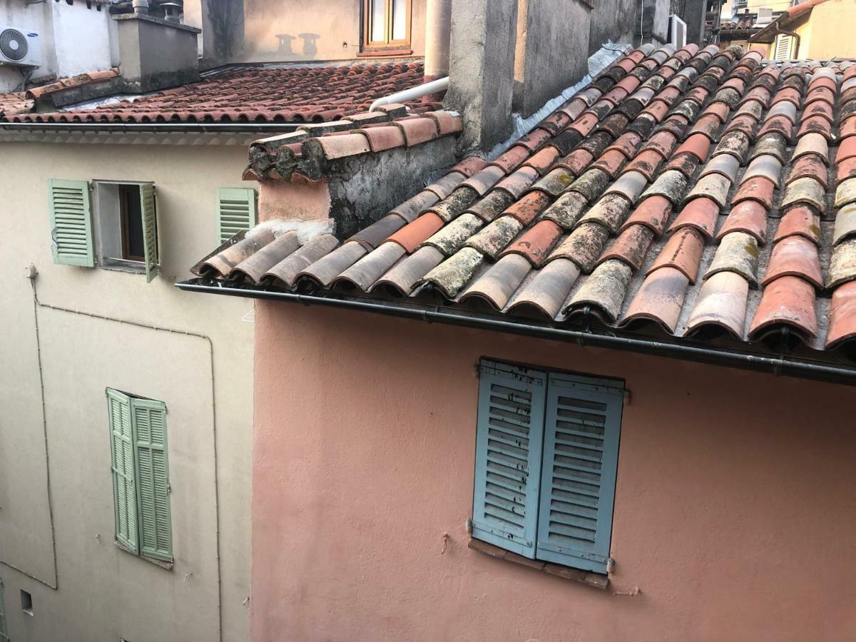 Appartamento À deux pas du Palais des Festivals , deux pièces dans le bas du quartier historique du Suquet à Cannes Esterno foto